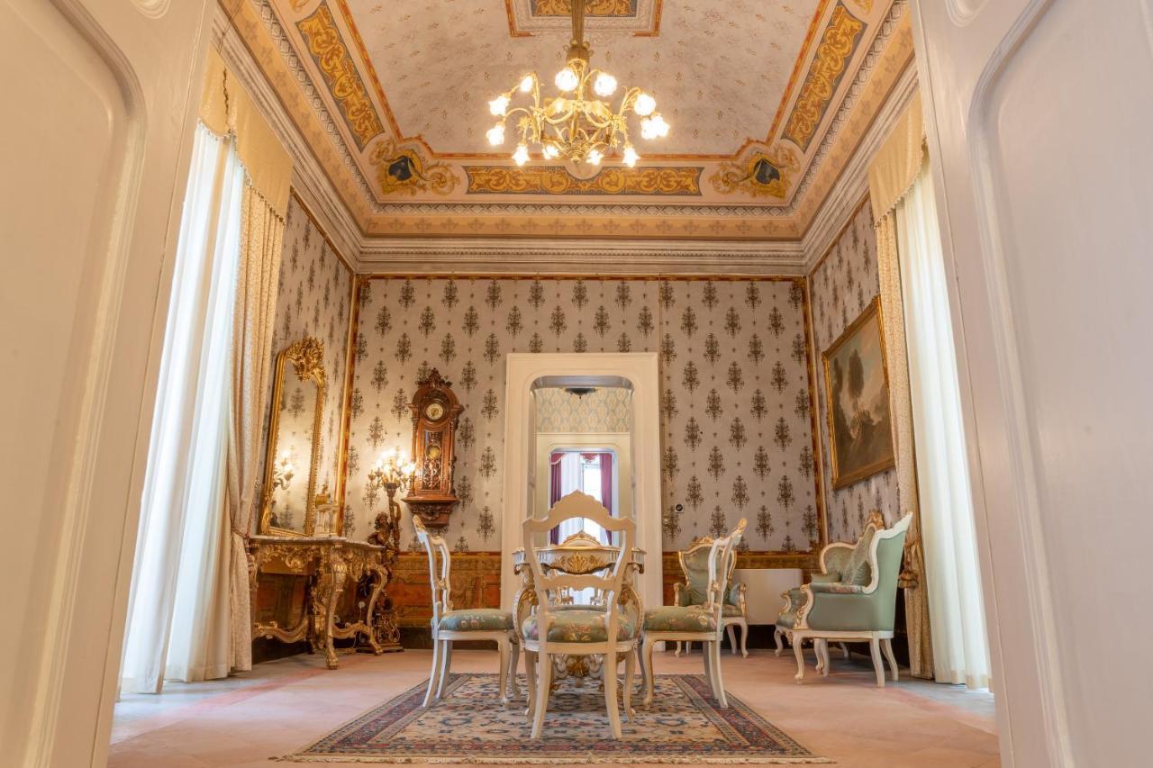 Il Cavaliere Al Borgo Antico Otel Copertino Dış mekan fotoğraf