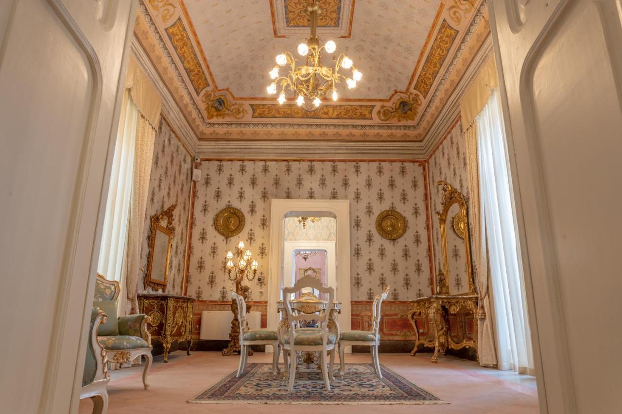 Il Cavaliere Al Borgo Antico Otel Copertino Dış mekan fotoğraf