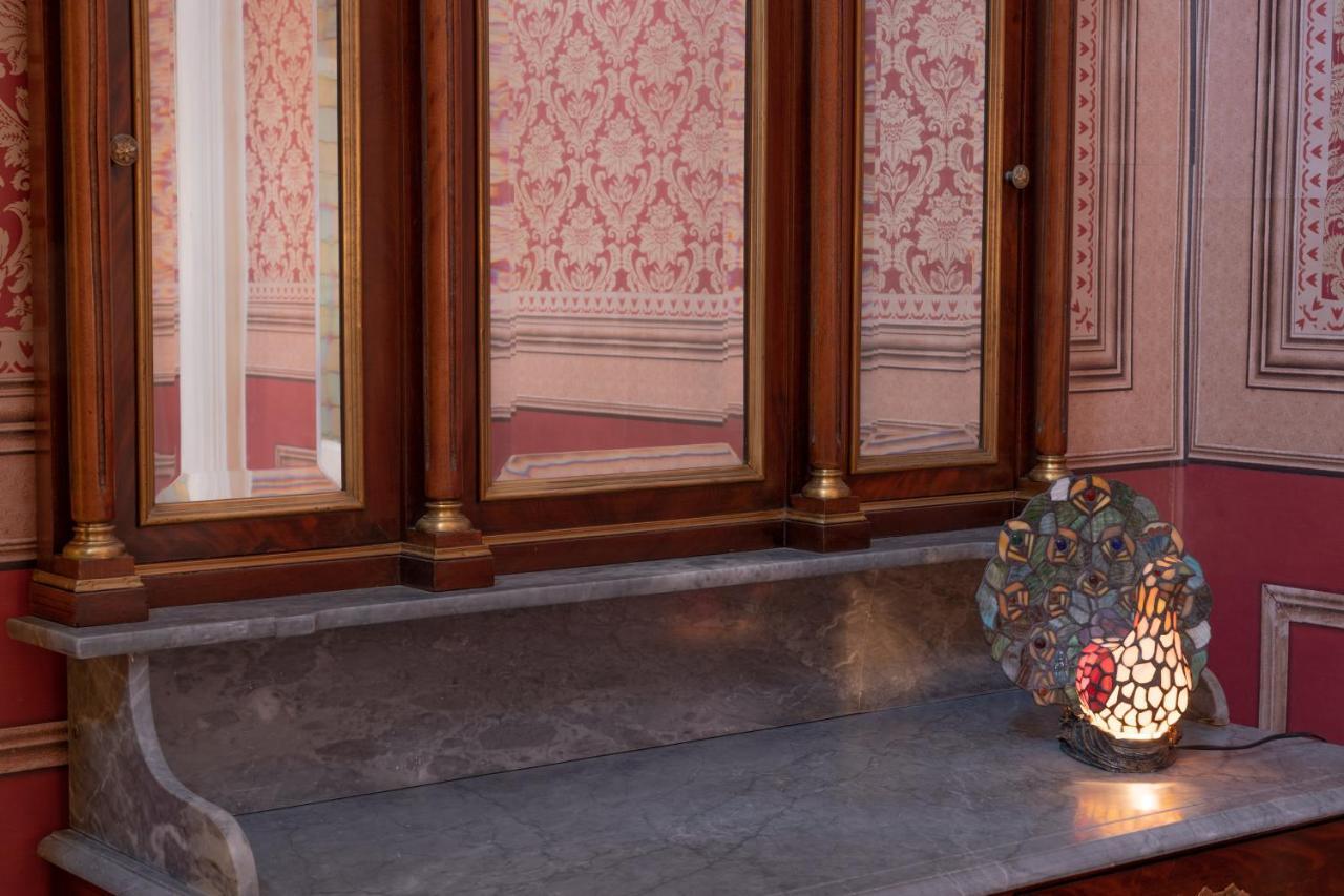 Il Cavaliere Al Borgo Antico Otel Copertino Dış mekan fotoğraf