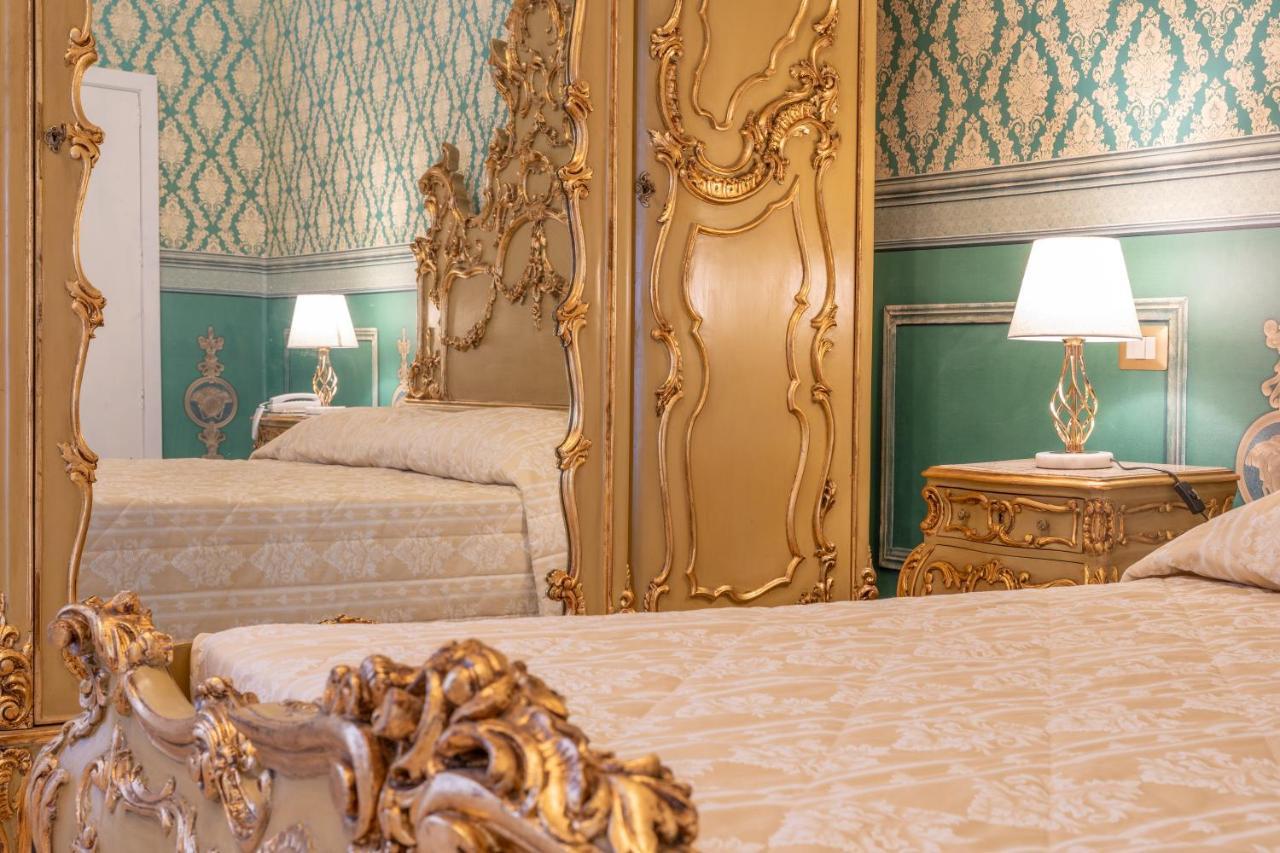Il Cavaliere Al Borgo Antico Otel Copertino Dış mekan fotoğraf