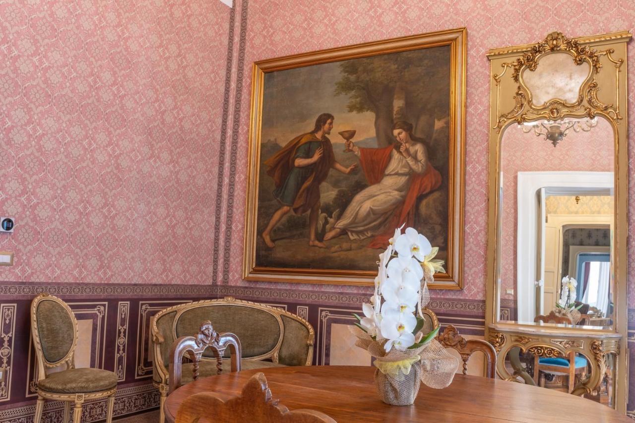 Il Cavaliere Al Borgo Antico Otel Copertino Dış mekan fotoğraf