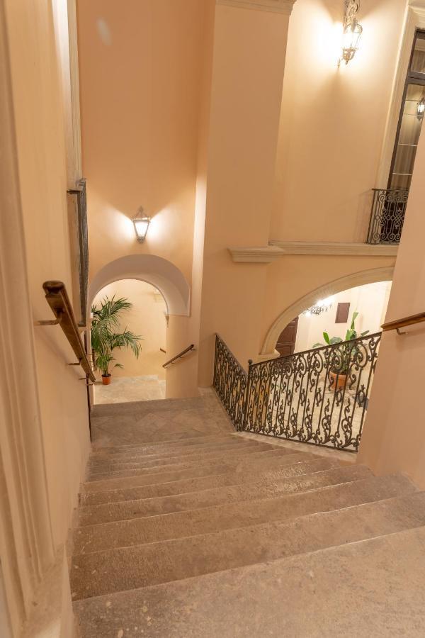 Il Cavaliere Al Borgo Antico Otel Copertino Dış mekan fotoğraf