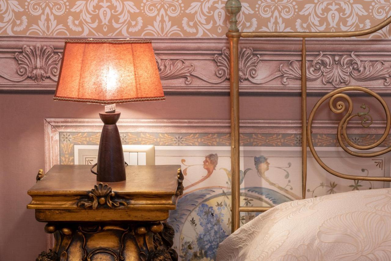 Il Cavaliere Al Borgo Antico Otel Copertino Dış mekan fotoğraf