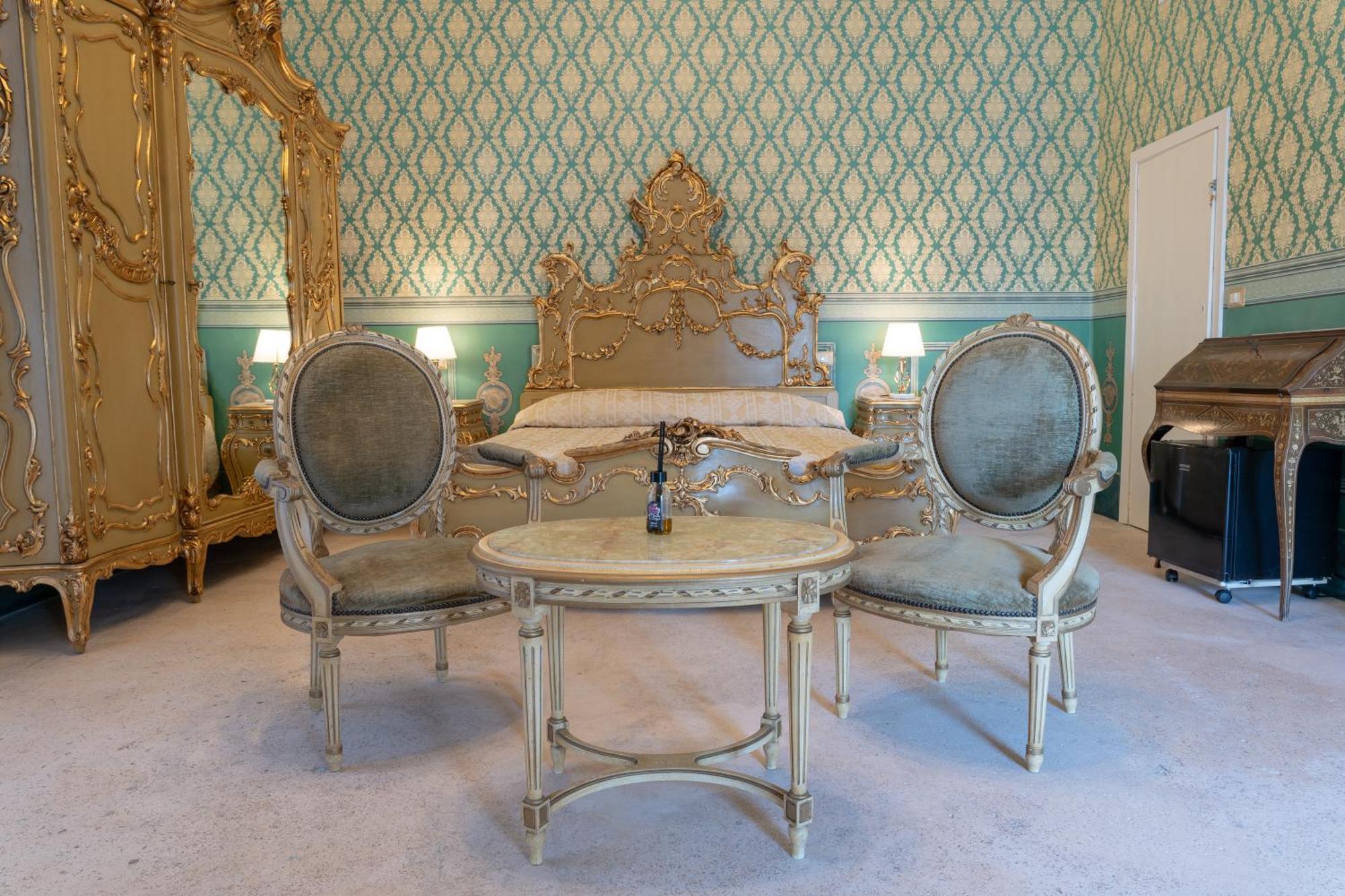Il Cavaliere Al Borgo Antico Otel Copertino Dış mekan fotoğraf